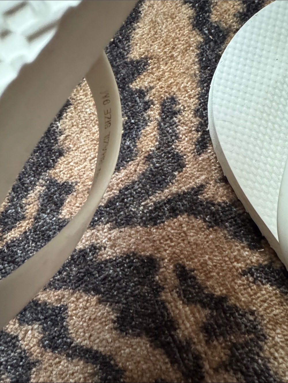 Tory Burch White Logo Flip Flop Sandals - Picture 11 of 11